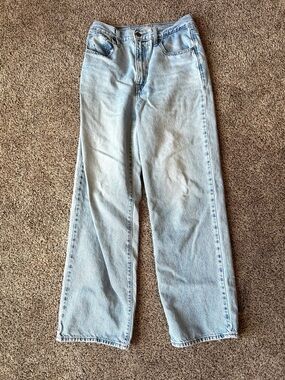 Levi’s High Waisted Straight Jeans